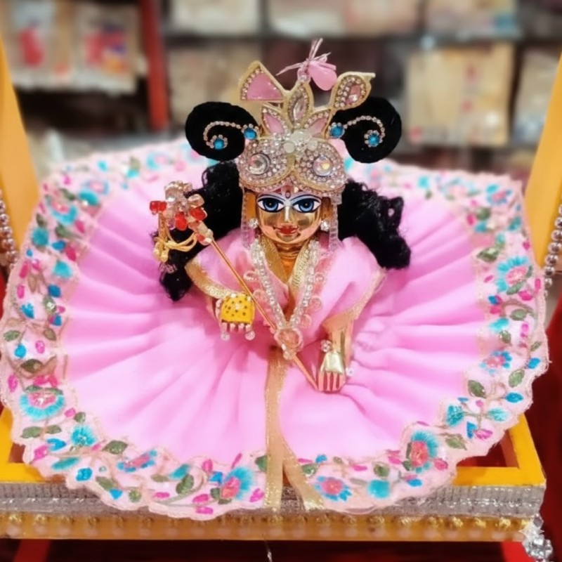 How to Create a Morning-to-Evening Shringar Look for Laddu Gopal – Complete Daily Shringar Guide